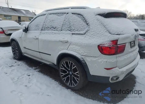 2012 BMW X5 xDrive35D z USA, uszkodzony, nr VIN 5UXZW0C51CL669733